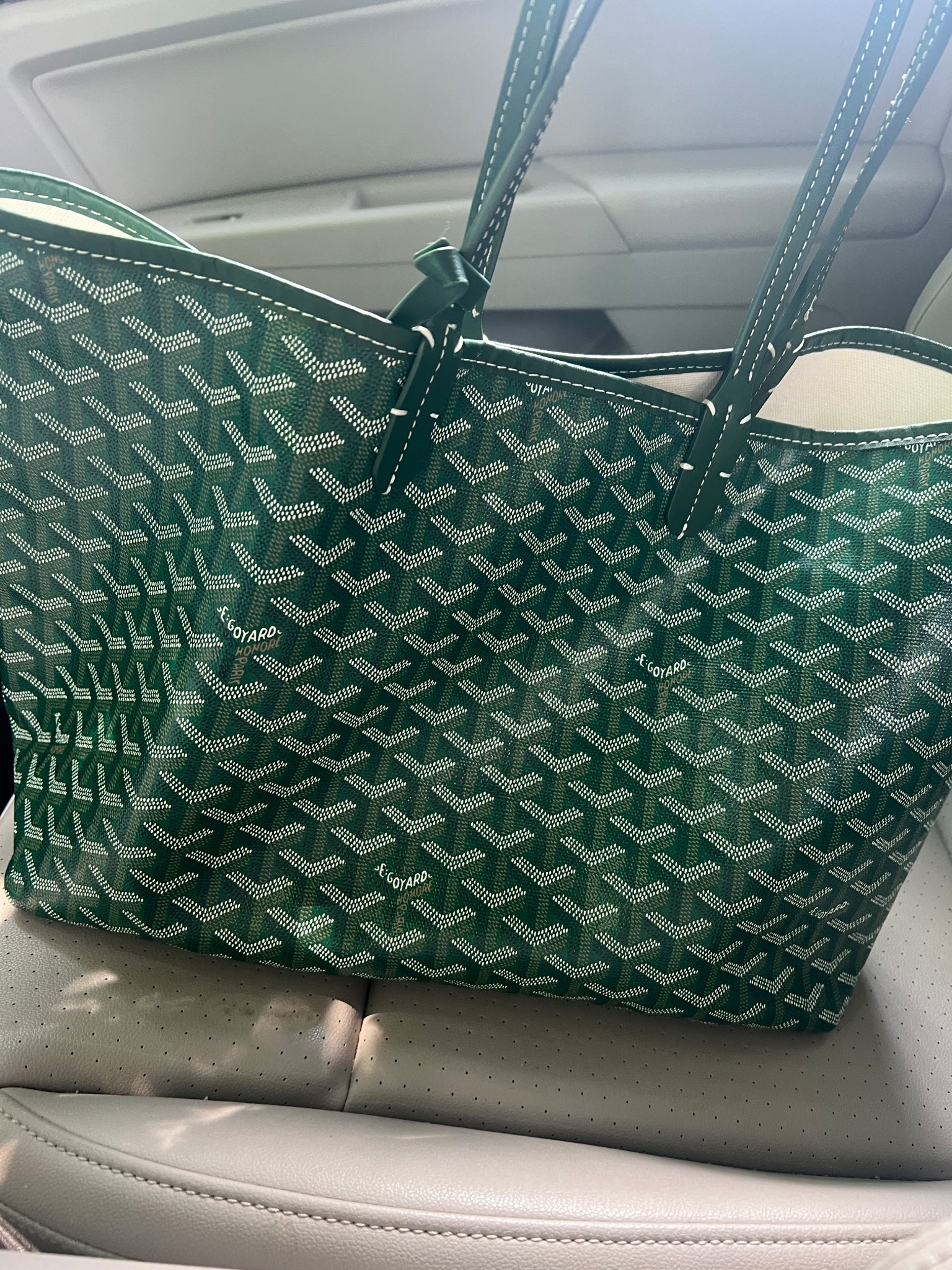 She’s SO good. Promise! I have the medium size in green. 💚 All the colors are 👌🏽

#LTKFindsUnder100 #LTKItBag #LTKSummerEdit