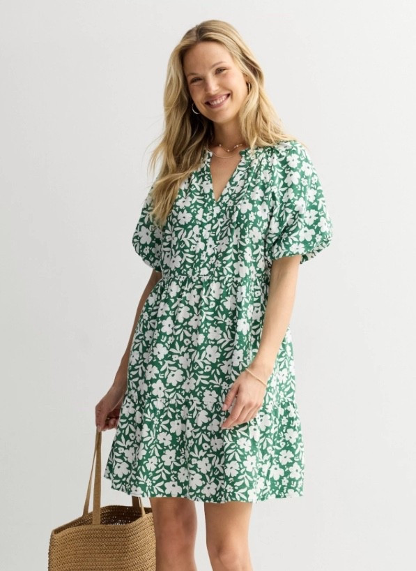 spring dresses - ON SALE, $32; more colors available 


#LTKSeasonal #spring #teacheroutfit #salefinds #floraldress @Kohl's 

#LTKU #LTKSaleAlert #LTKOver40