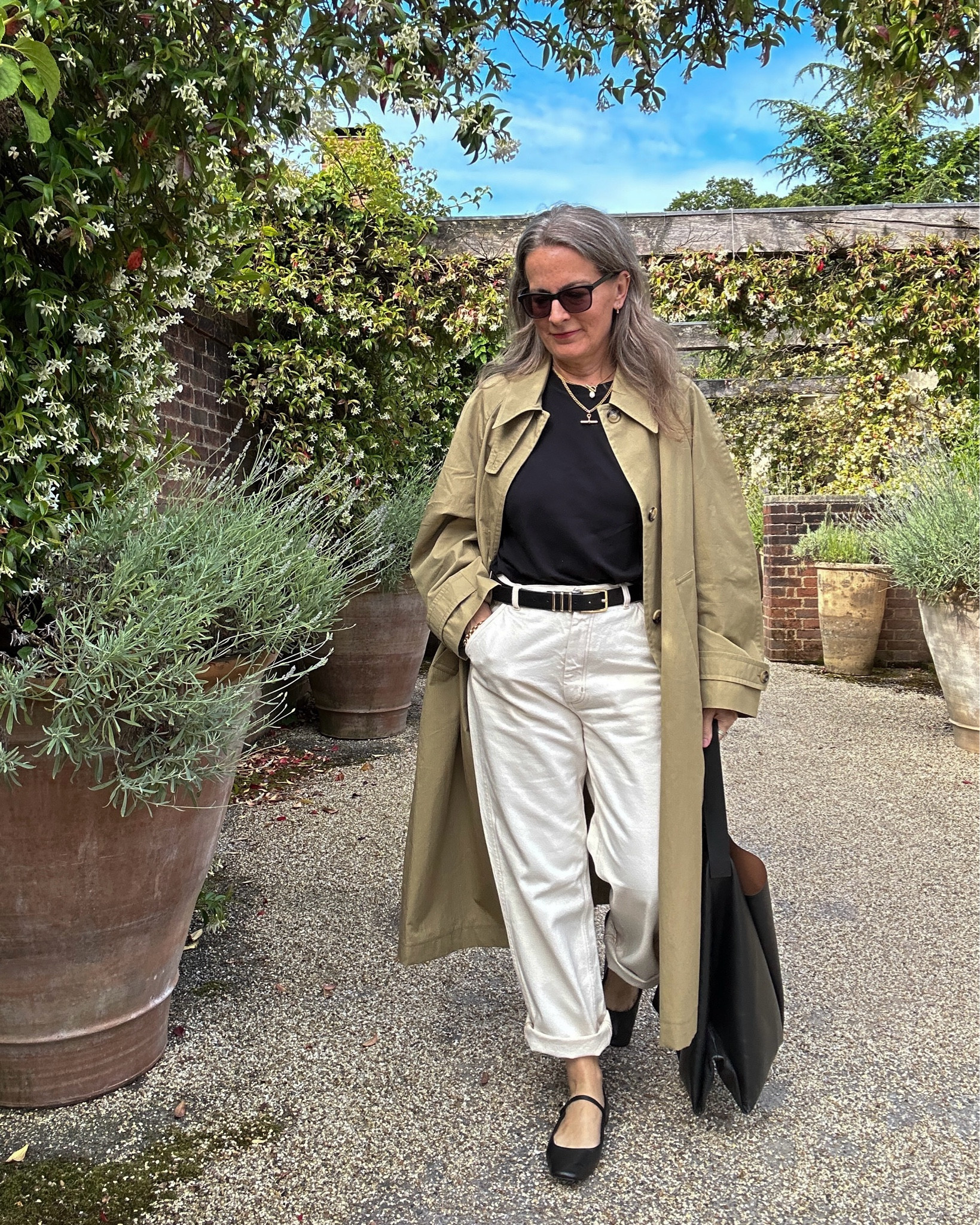 It’s July in the UK… don’t forget your trench coat! ☔️🧥

#LTKover50style #LTKsummer #LTKuk