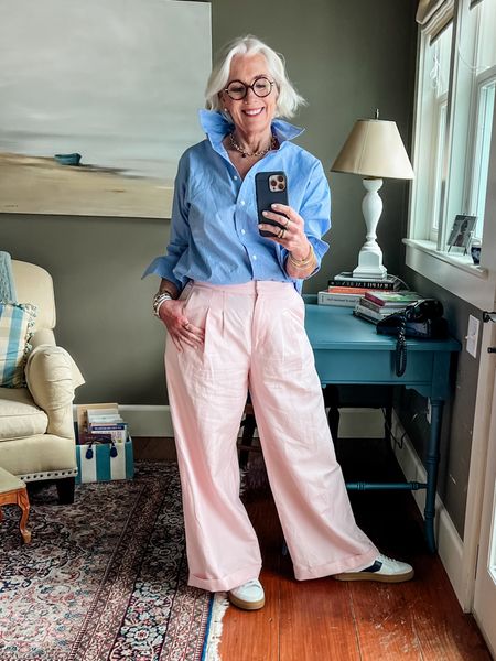 If it’s Tuesday this must be New England at its best. In a few of my favorite classics. A baby blue gingham button up, soft pink cotton trousers only to switch it up with a cozy cashmere sweater. @jmclaughin, you’ve made this NE girl so happy!

#LTKfindsunder100 #LTKstyletip #LTKSeasonal
