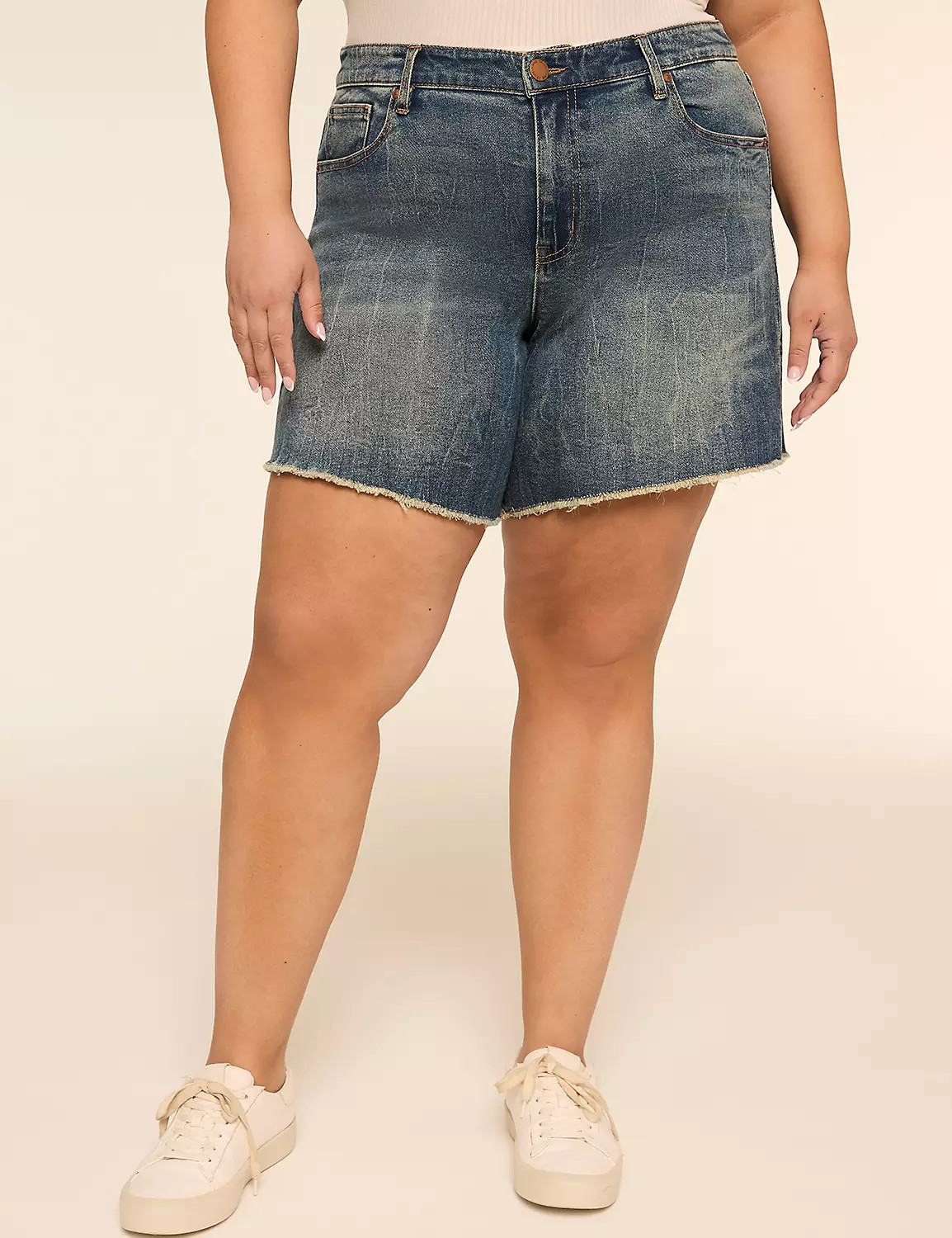 Girlfriend Short  5.5" Inseam | Lane Bryant (US)