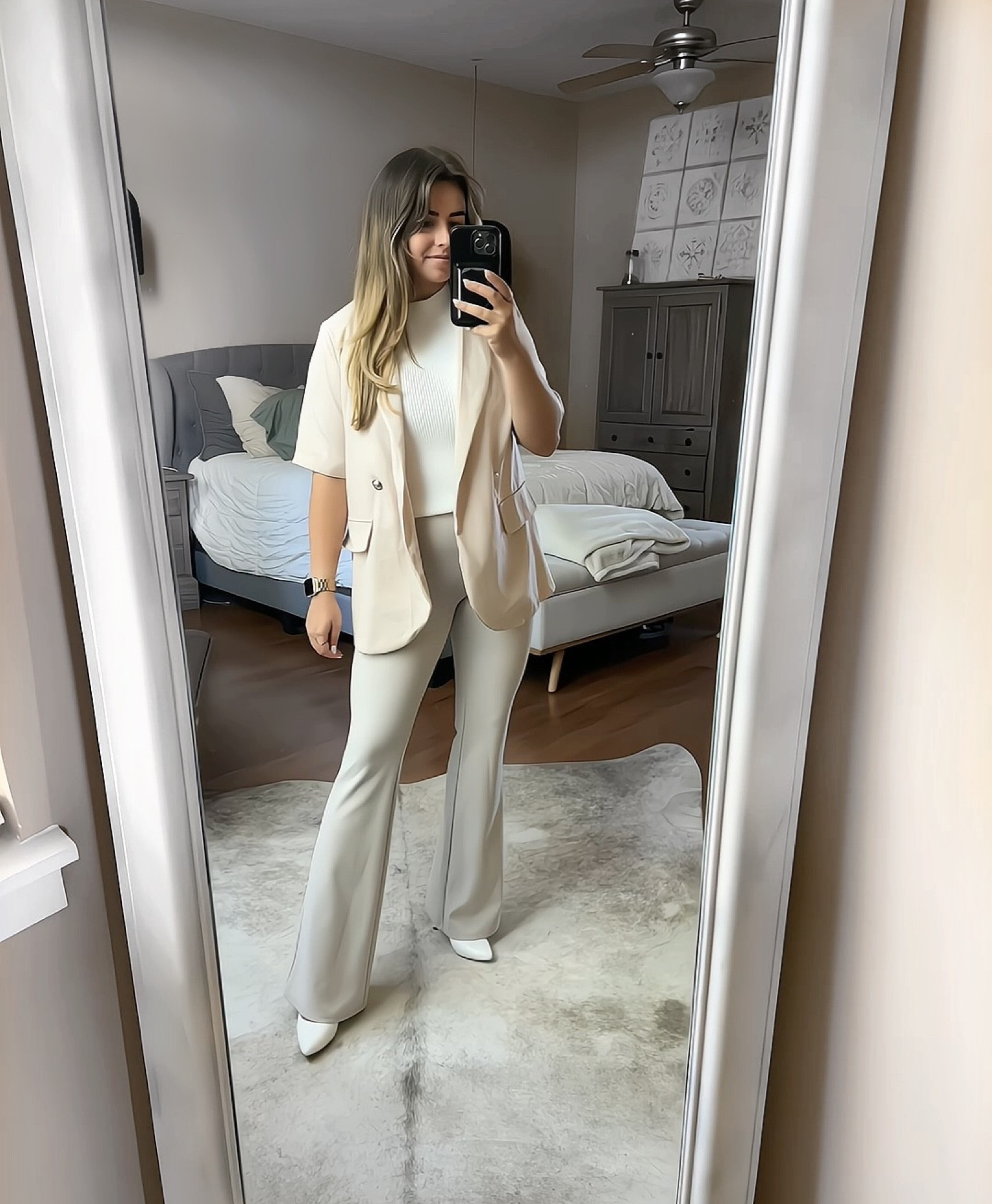 Top: small
Blazer: small
Heels: TTS 

#business #businesscasual #corporate #petite#petitechic #businesssttire #office #summerworkwear #workwear #amazon 

#LTKxPrimeDay #LTKworkwear #LTKSeasonal