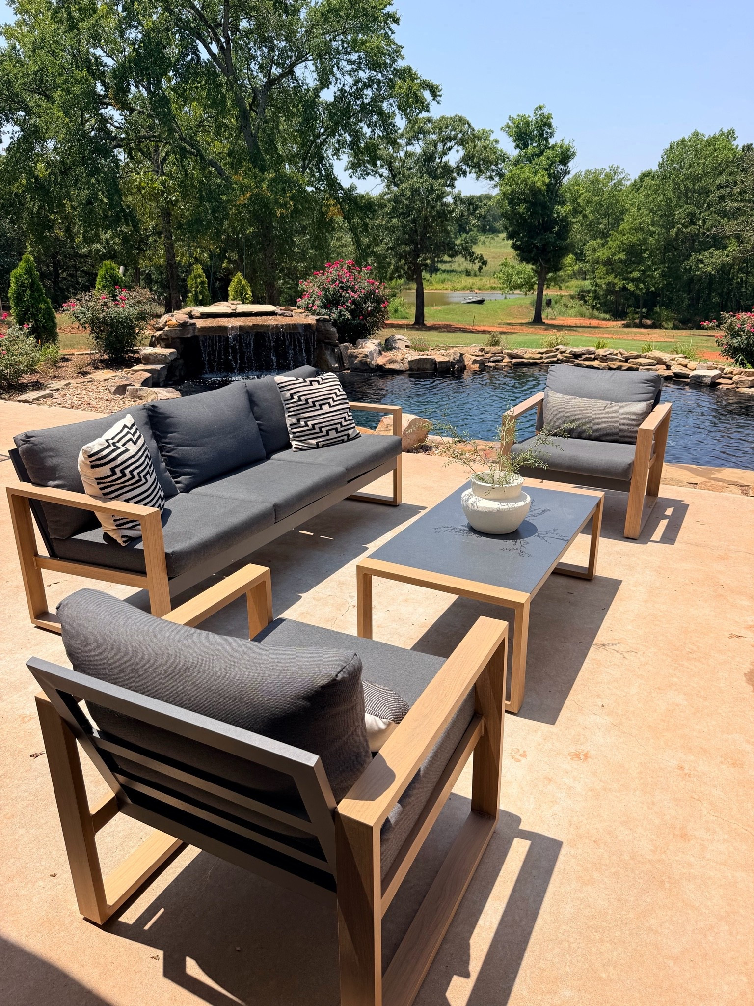 Best price yet for my outdoor set and it’s fast and free shipping!

#ad #wayfairpartner #wayfair @Wayfair

#LTKSaleAlert #LTKHome