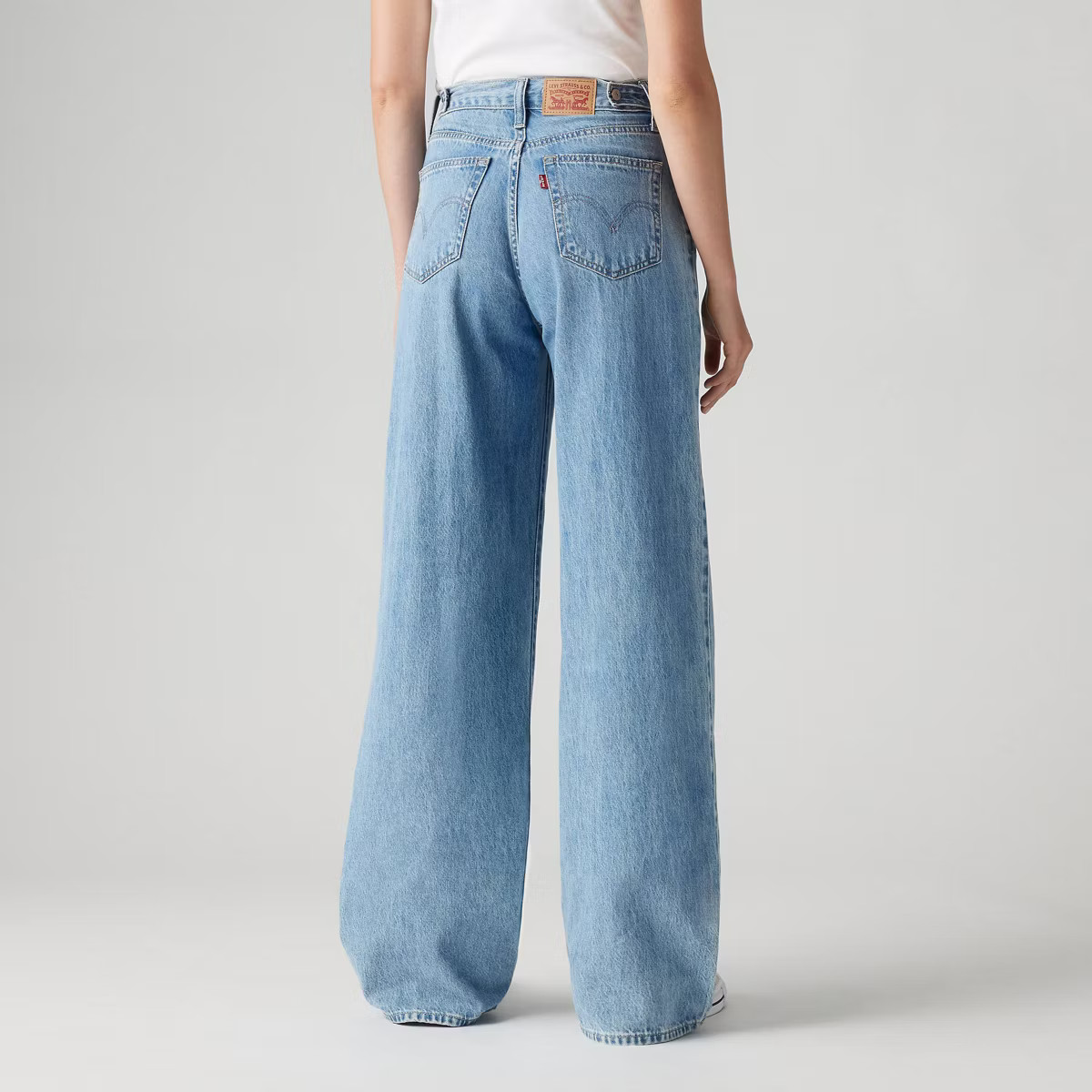 Levi's® Women's High-Rise Cinch Baggy Jeans | Target