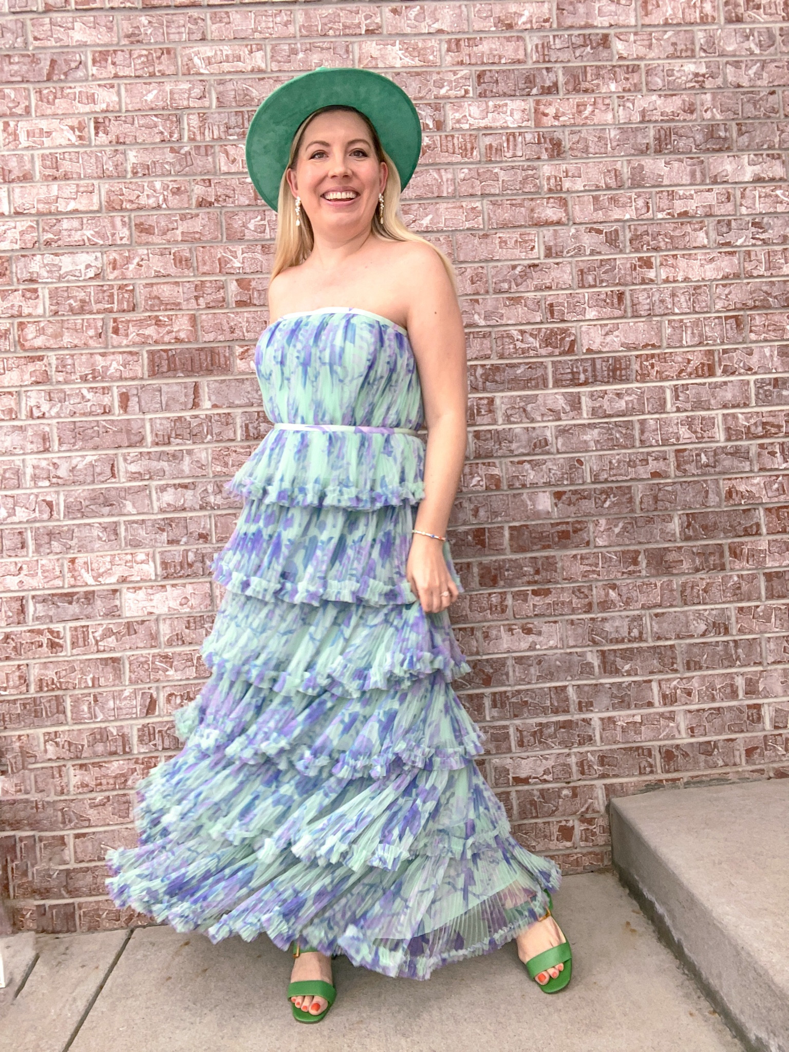 Summertime, I’ll see you again in my dreams. 

This print of this dress seems to be sold out-  but I have linked in other colors/prints. 

This specific dress can also be rented through Nuuly! Use my link to get $20 off of your first month!
https://share.nuuly.com/kat42828 

#LTKWedding #LTKSeasonal
