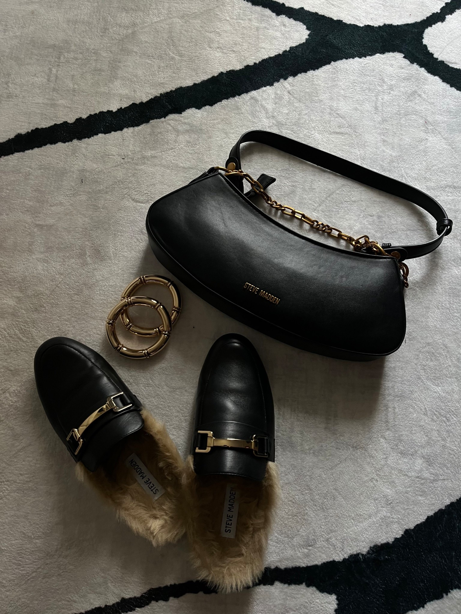 For the days you want to look put together… but also don’t want to give up the cozy life. The kind of shoe that makes jeans and a tee feel styled.

#LTKShoeCrush #LTKWorkwear #LTKSaleAlert