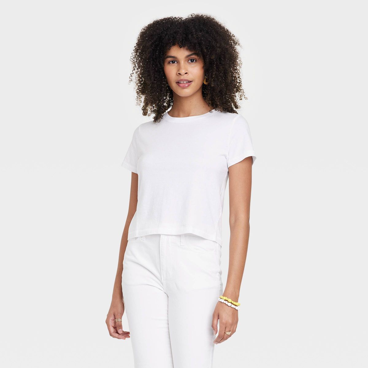 Women's Shrunken Short Sleeve T-Shirt - Universal Thread™ White L | Target