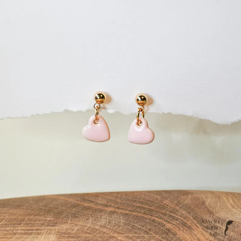 Echt vergoldete Herz Ohrringe / Herz Anhänger rosa / Keramik / Schmuck hängend / Geschenk für ... | Etsy (US)