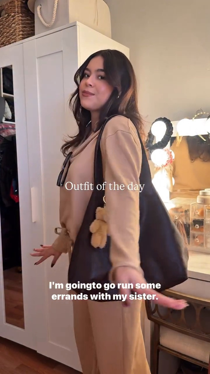 Part 3| Outfit of the day 🌤️🥹
Wearing a comfy set from @yioaga_official 
in the shade Khaki. It’s fits amazing I’m wearing a size medium and super affordable. 

Watch my part 2: 
https://www.instagram.com/reel/DQMnkWKiV4A/?igsh=NTc4MTIwNjQ2YQ==

Comment Outfit Details 🔗
#outfitofthrday #amazonfinds #afforablefashion #amazonfashion #fallsets