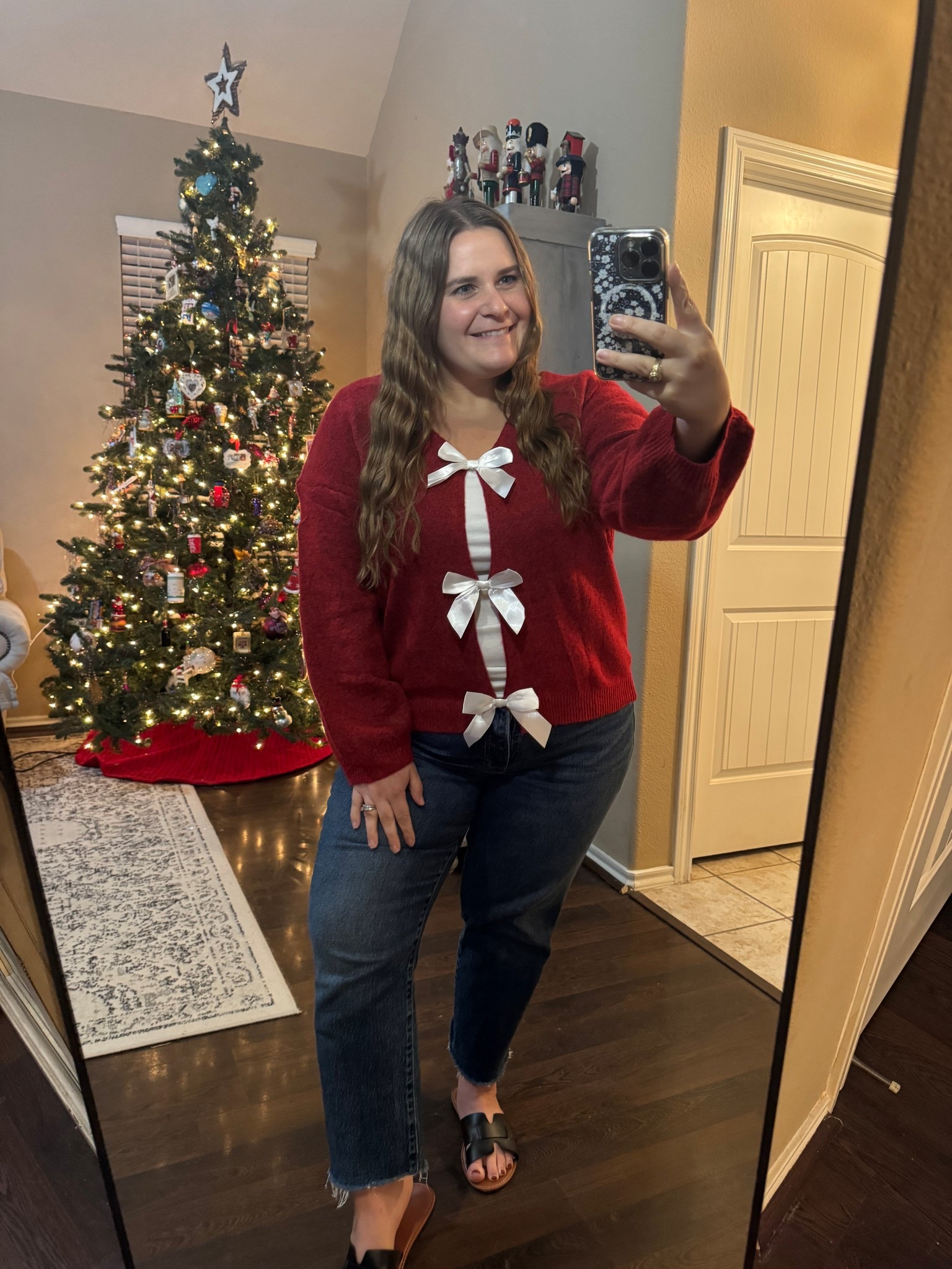 Such a cute holiday top! I love the bow detail🤩

#LTKPlusSize #LTKMidsize #LTKSeasonal