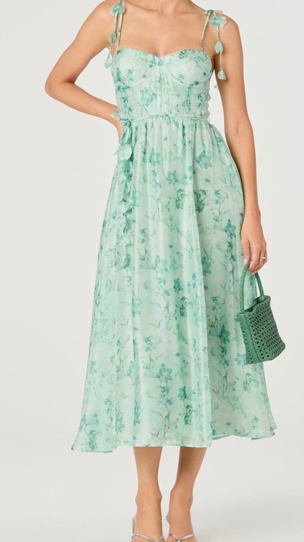 The cutest dresses for this summer #summerdresses #dresses #weddingguestdresses

#LTKootd #LTKOver40 #LTKSaleAlert