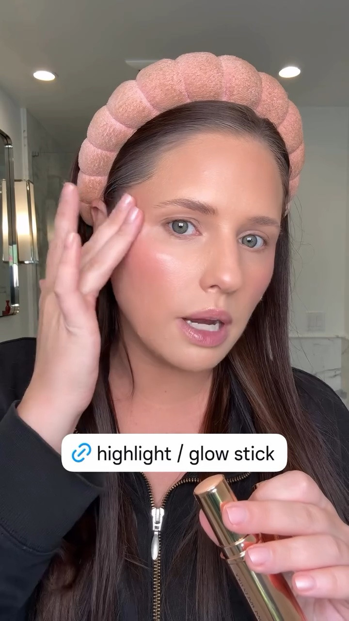 New highlight glow stick from Charlotte Tilbury is amazing!

#LTKBeauty
