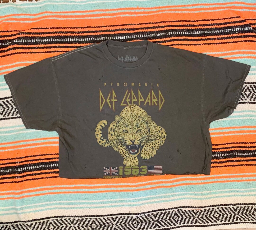 Def Leppard Oversized Crop, Def Leppard Shirt, Cropped Tee, Pyromania, 80s Band Tee, Graphic Tee,... | Etsy (US)