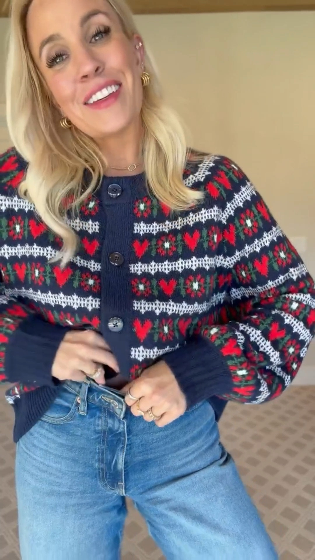 I love a good colorful cardigan! This one is from old navy! 

#LTKootd #LTKFindsUnder50 #LTKFindsUnder100