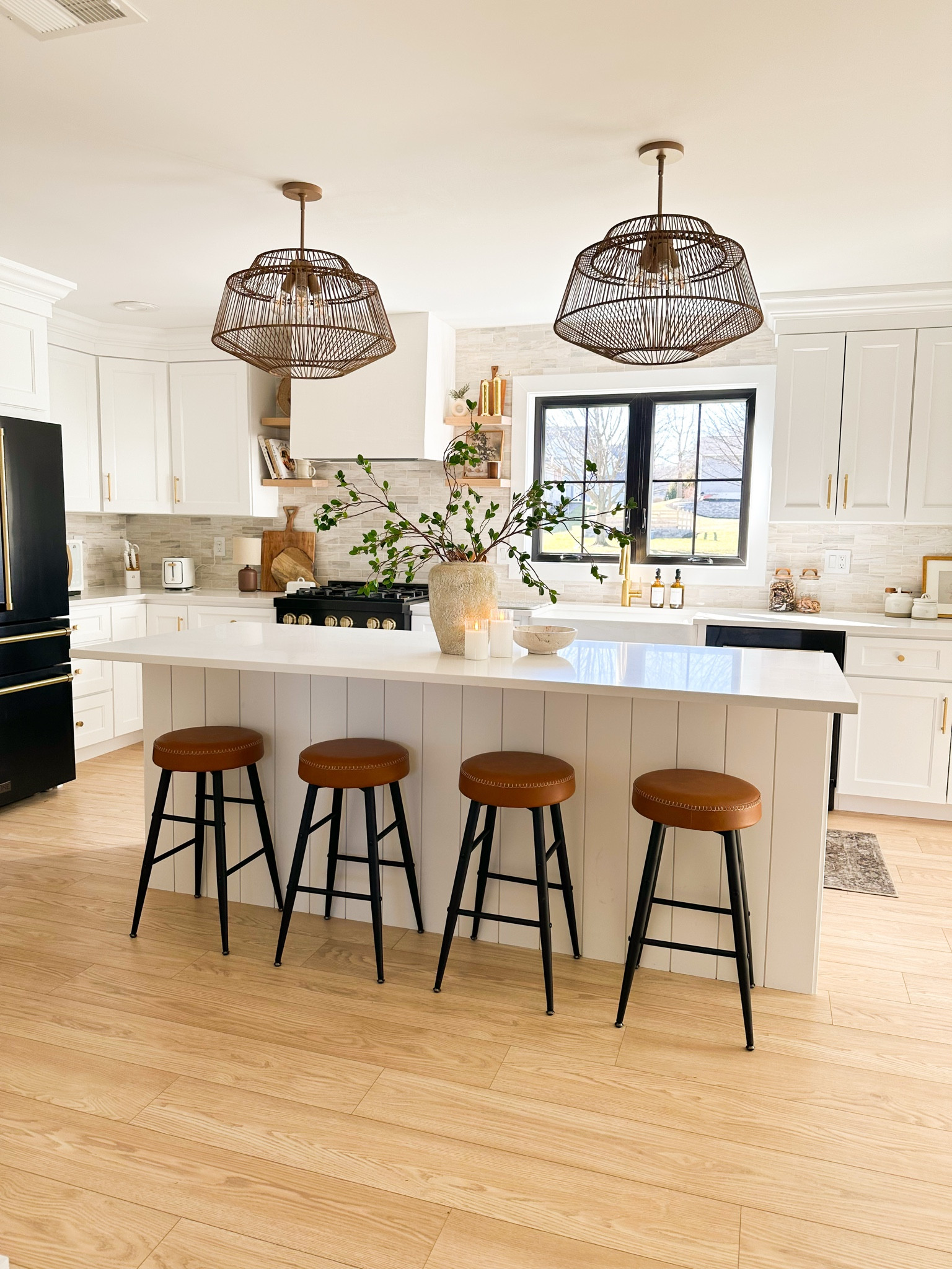 Adorable modern kitchen island leather bar stools from Amazon! 

#Amazonhome


#LTKStyleTip #LTKHome