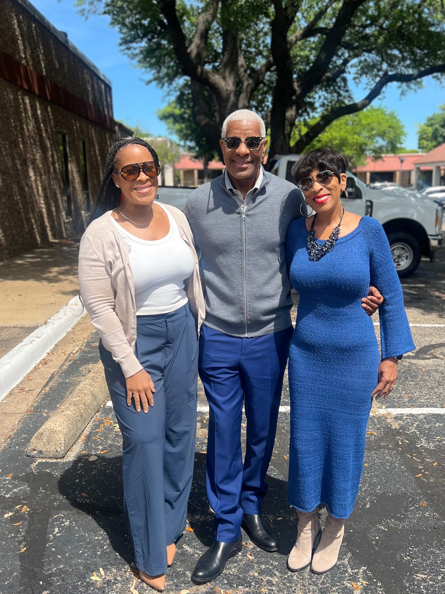 It was a BEAUTIFUL Easter Sunday! 


#LTKMidsize #LTKootd #LTKSaleAlert