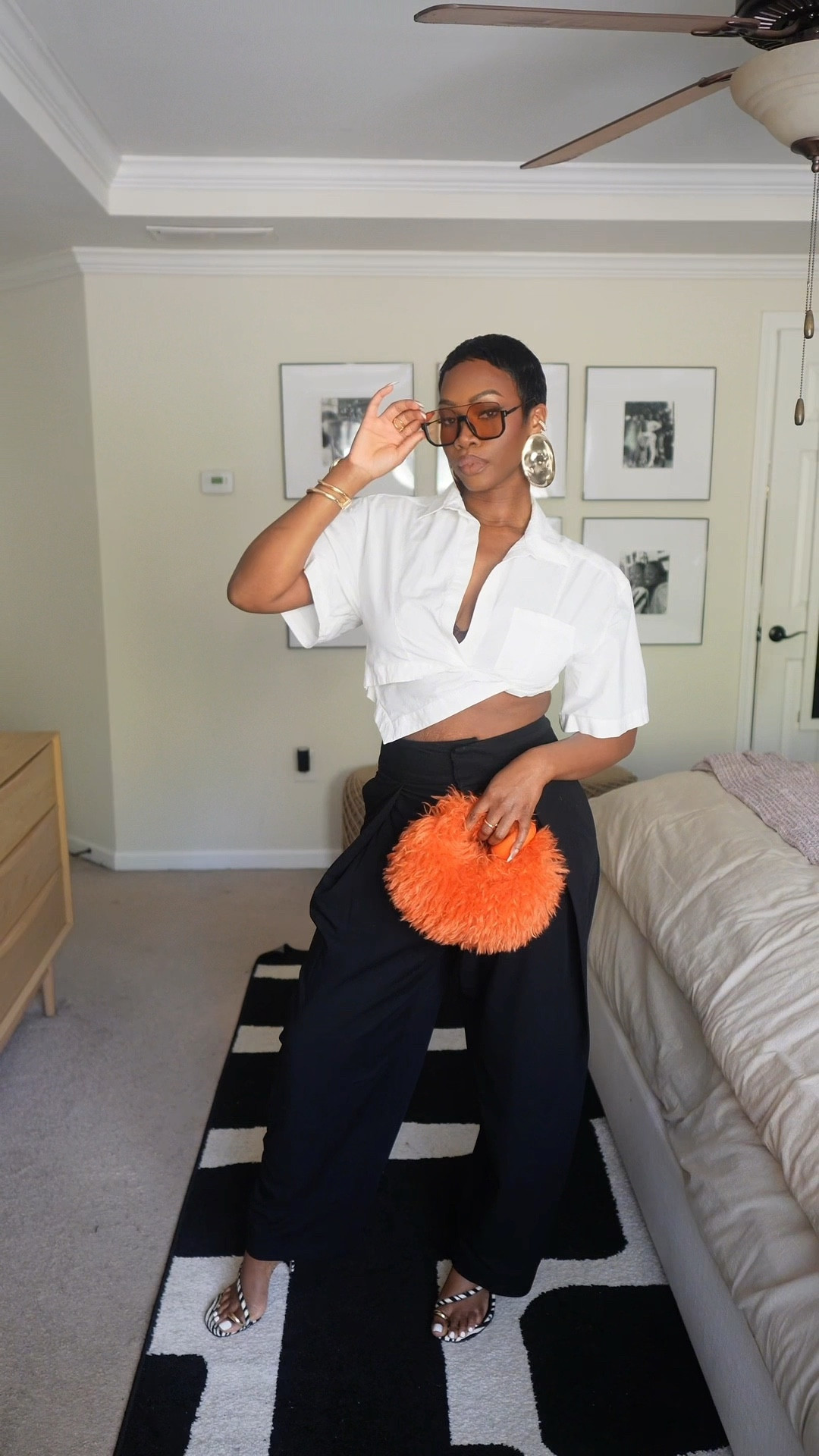 Black & white outfit with a pop of color for spring 

#LTKootd #LTKgrwm