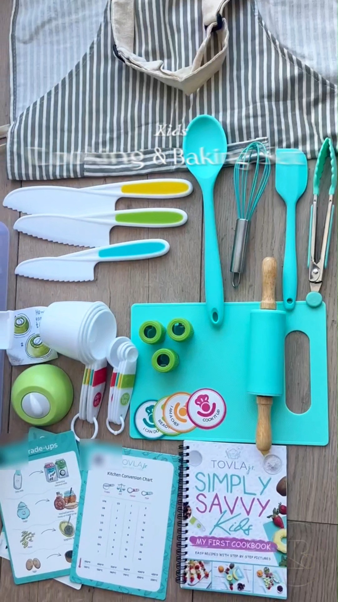 You guys know how much my little ones love helping in the kitchen, and this Tovla set is perfect for keeping them safely entertained while meal prepping! 🍓 The apron keeps them mess-free and the tools actually work on real fruits, veggies, and cookie dough. Great to buy as an educational toy that gets used over and over again. 🧁 #LTKunder50 #LTKkids #GiftGuide #MomLifeHacks #KidsBaking #MontessoriKids #ParentingWin 

#LTKmomlife #LTKBaby #LTKKids