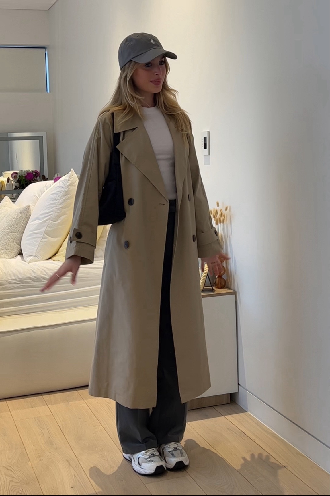 Trench is old Zara, bag is vintage Gucci - I’ve linked similar alternatives🫶🏼

#LTKworkwear #LTKfindsunder100 #LTKshoecrush