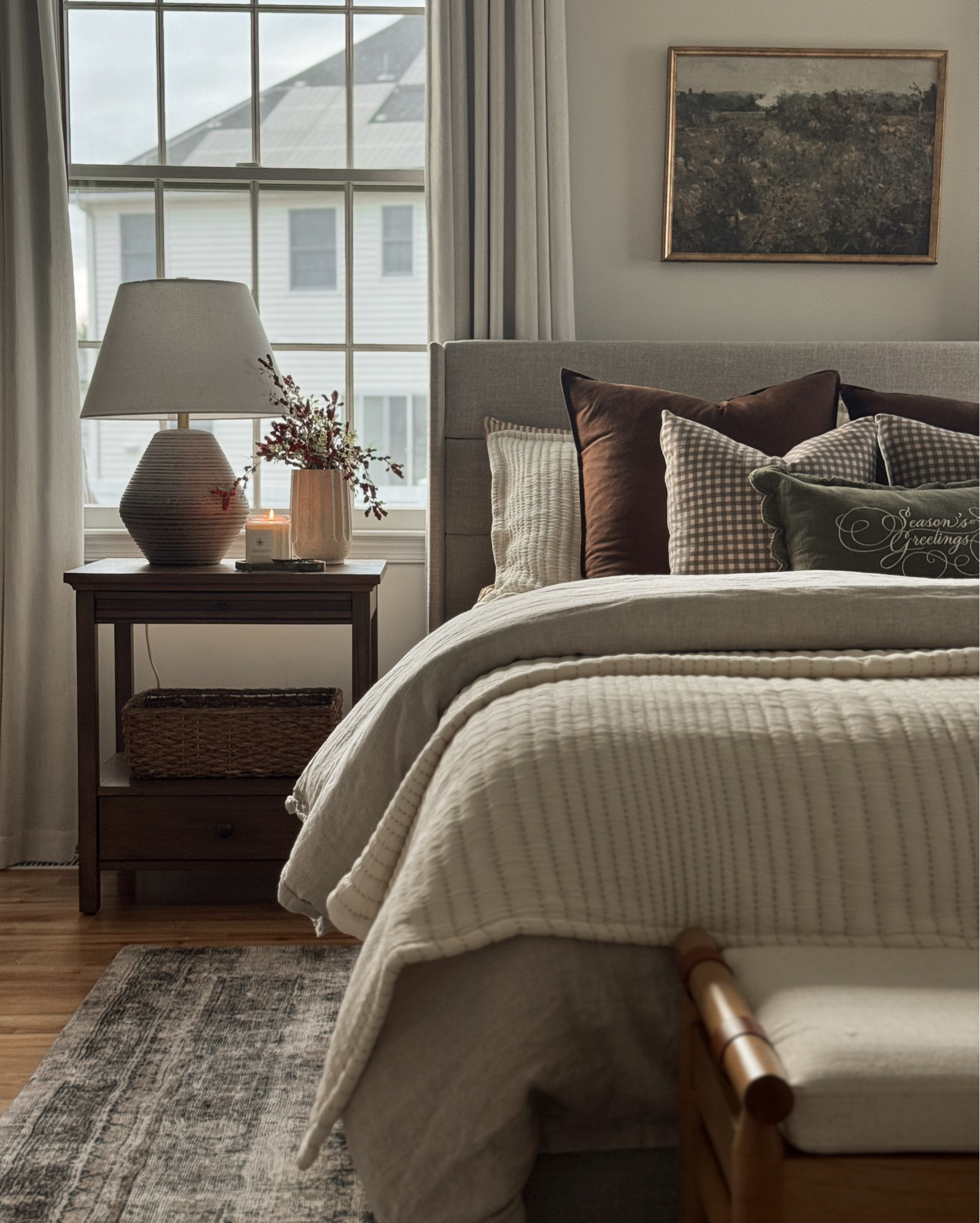 Holiday bedding refresh, Christmas bedding, Christmas bedroom, guest bedroom, Amazon curtains, bedroom rug, storage bed, Christmas nightstand decor, holiday bedroom decorr

#LTKSeasonal #LTKHoliday #LTKHome