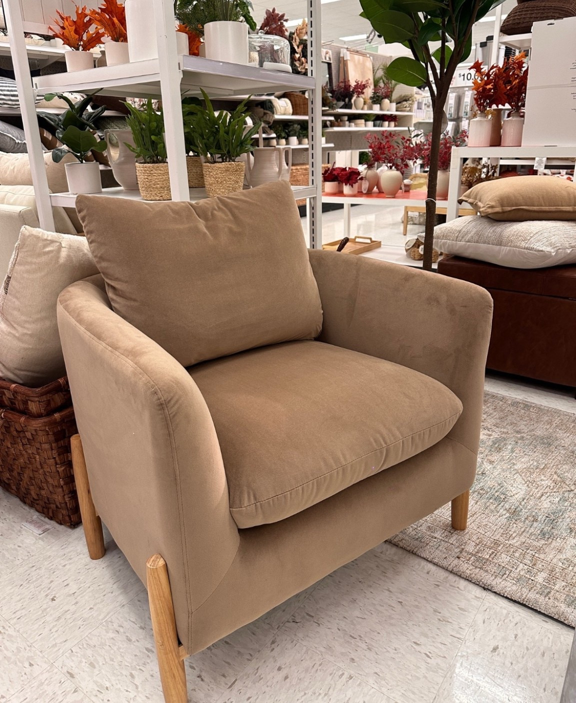 Accent chair perfect for any reading nook or living room!

Target | accent chair | velvet | home decor



#LTKHome #LTKSaleAlert