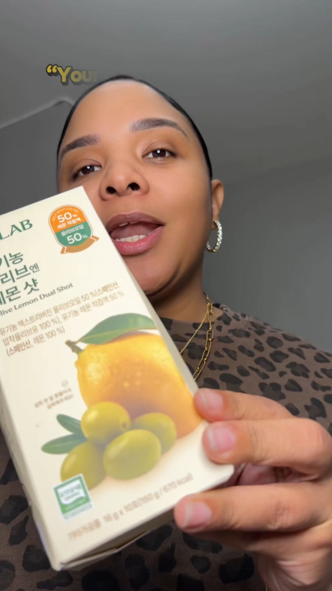 ¿Un shot diario de bienestar? t
Últimamente he estado probando el Olive
Lemon Dual Shot de BB LAB y se ha vuelto un infaltable en mis mañanas. La combinación de aceite de oliva orgánico y limón es perfecta para empezar el día con toda la energia, y lo mejor es que el formato en stick lo hace súper práctico para llevar a donde sea. ¡La textura es increíble y sabe delicioso! Si quieres probarlo, corre al enlace en carrito naranja tiene oferta relámpago por tiempo limitado.
#BBLAB #OliveLemonDualShot
#wellnesroutine #memorialday
#skinhealth @BB LAB US

#LTKmorningroutine #LTKOver40 #LTKselfcare