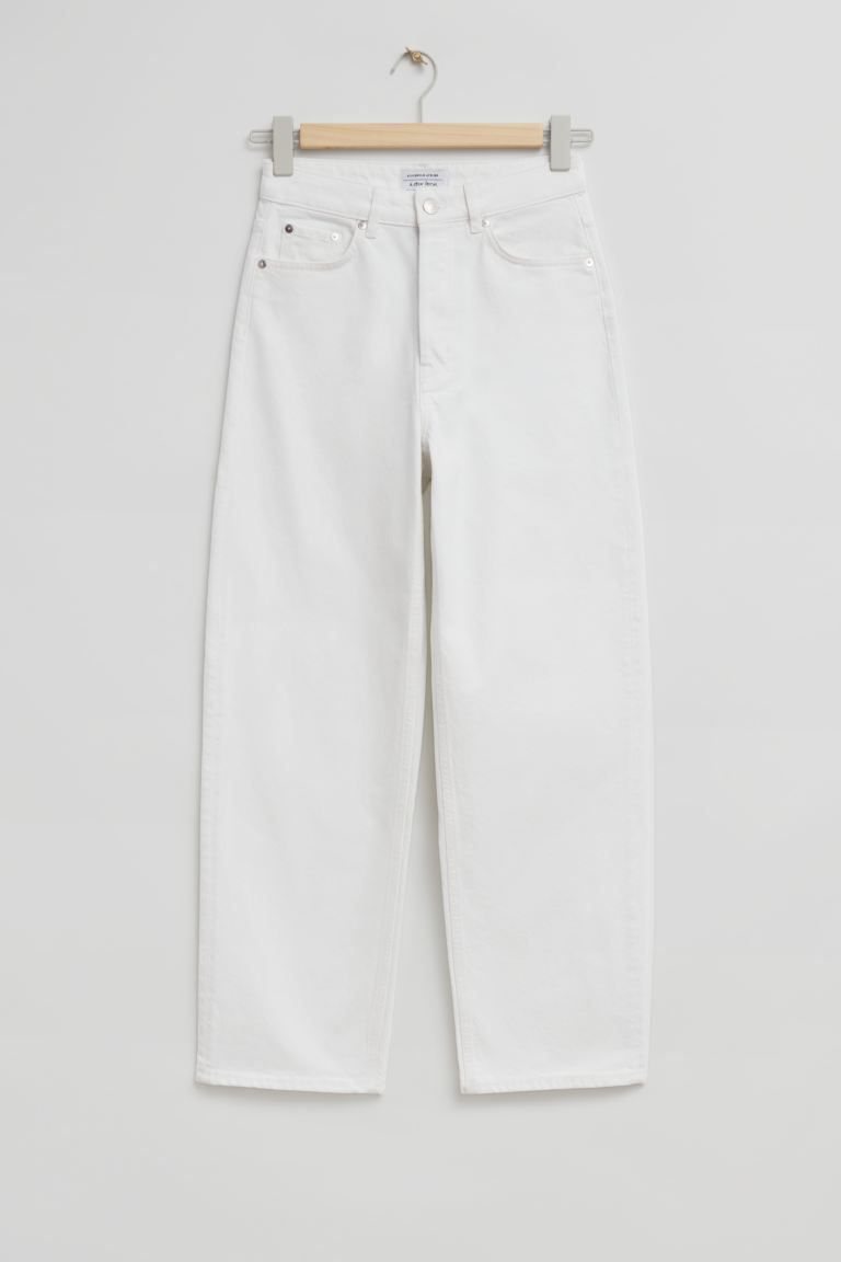 High Waist Tapered Leg Jeans - White - Ladies | H&M GB | H&M (UK, MY, IN, SG, PH, TW, HK)