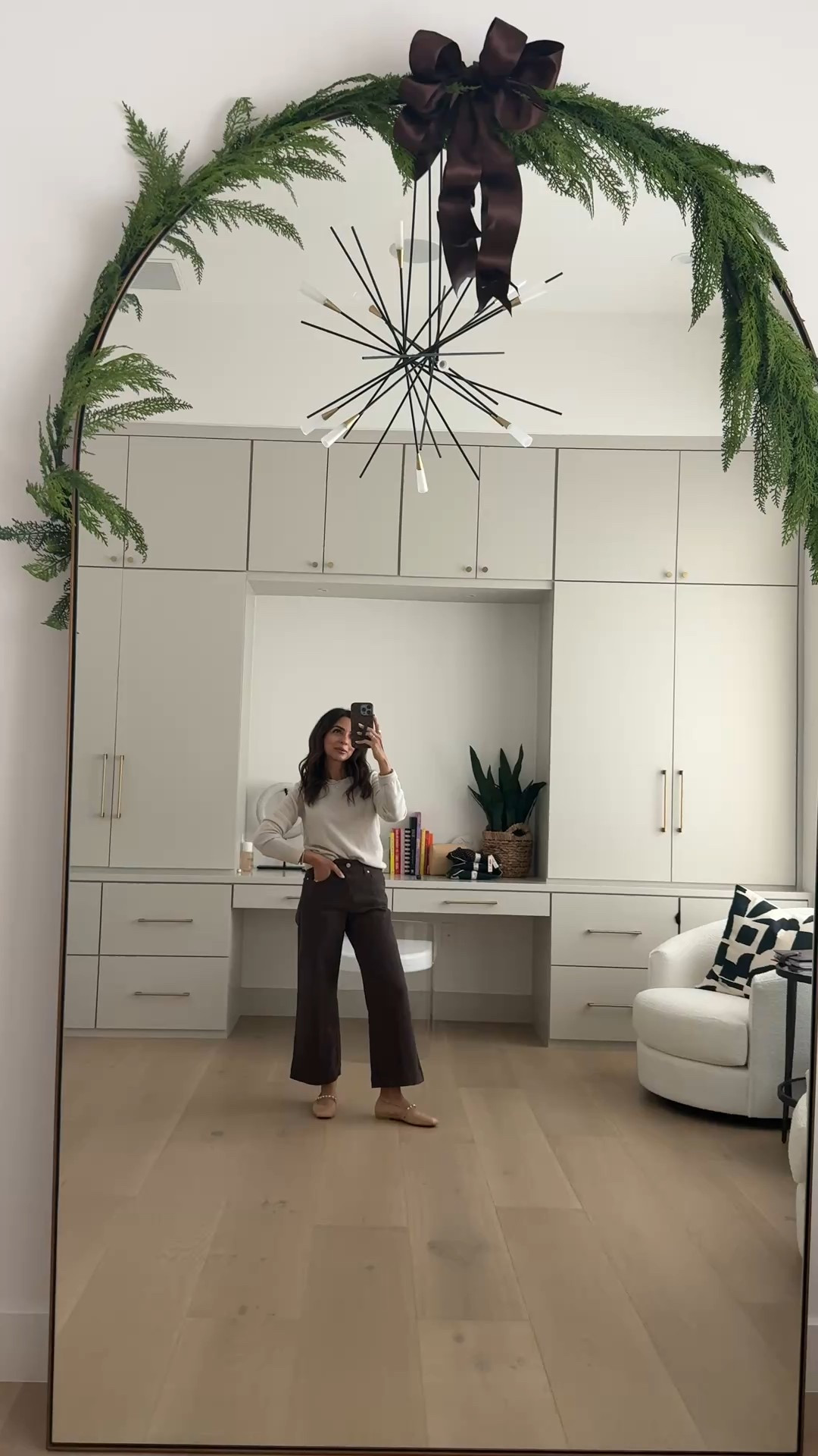 Linked this beautiful faux garland & my office mirror! I'm in the XS cashmere sweater (on major sale!) and TTS in flats, linked my denim & similar 

#LTKStyleTip #LTKPetite