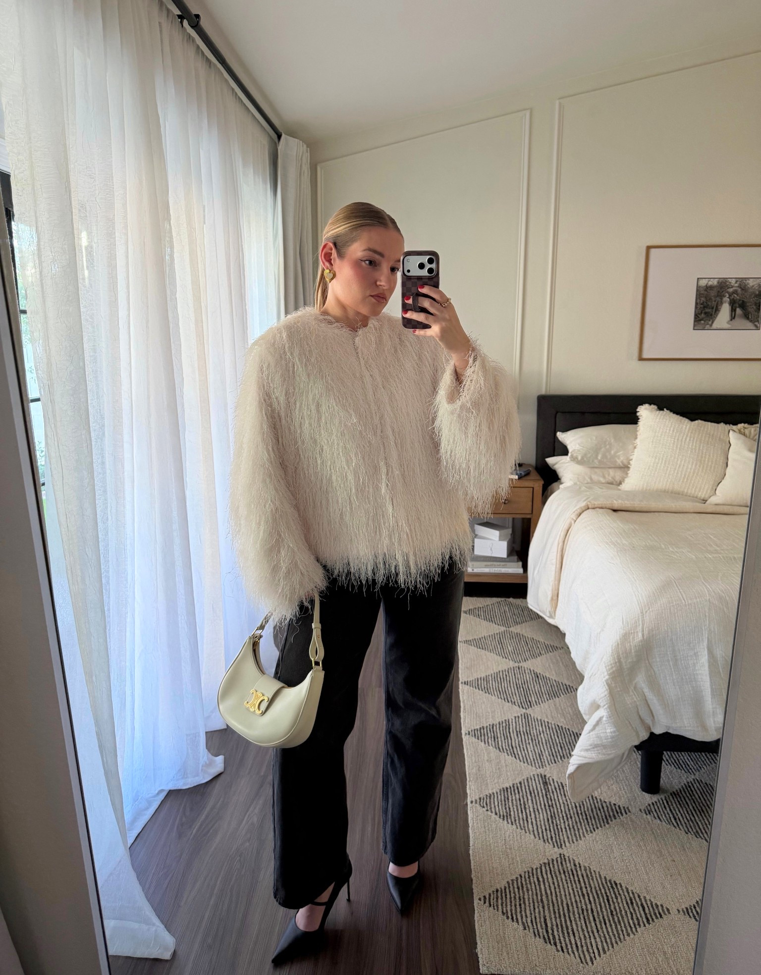 In love with this fringe jacket from H&M! Wearing xs/s for reference 

#LTKFindsUnder100 #LTKHoliday #LTKootd