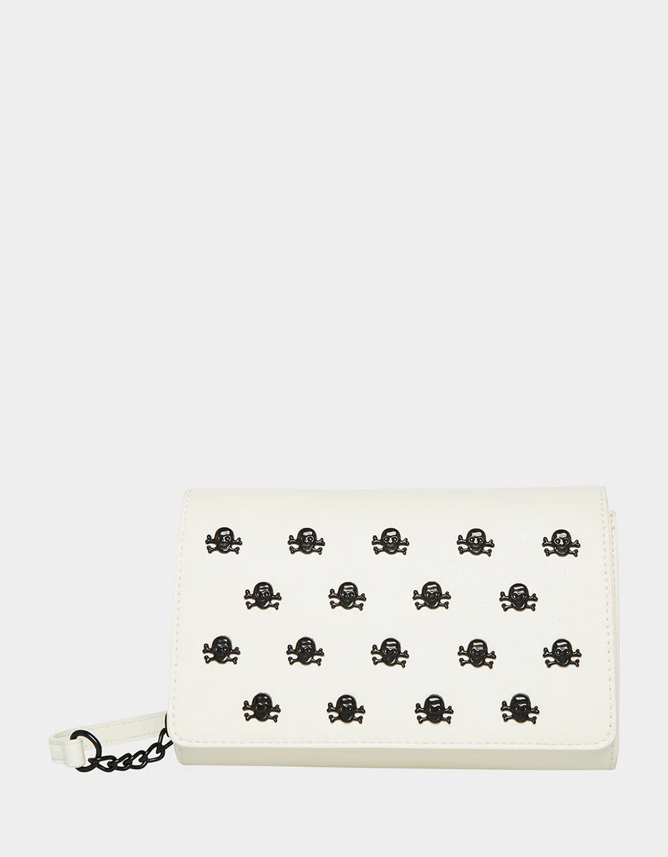 XO SKULL CROSSBODY WHITE | Betsey Johnson