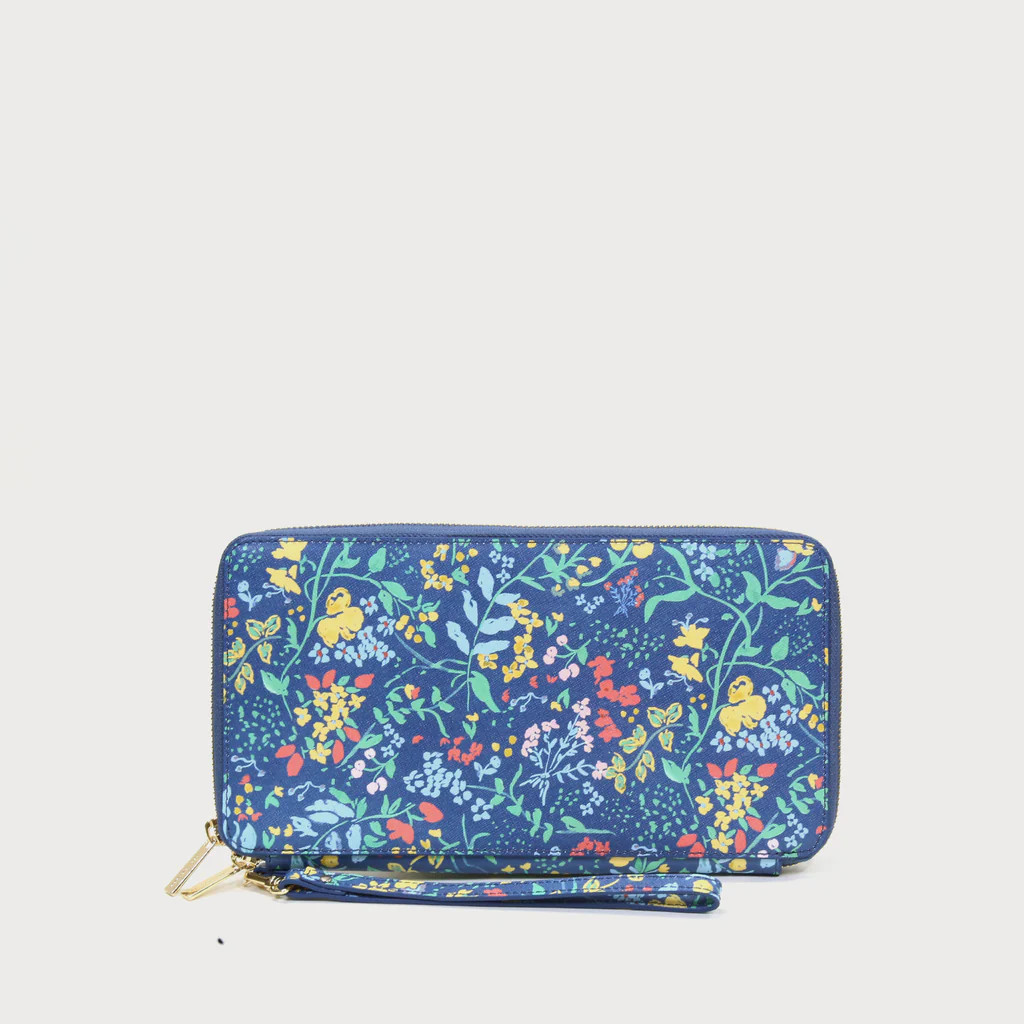 The Travel Wallet x Pencil & Paper Co. | Neely & Chloe