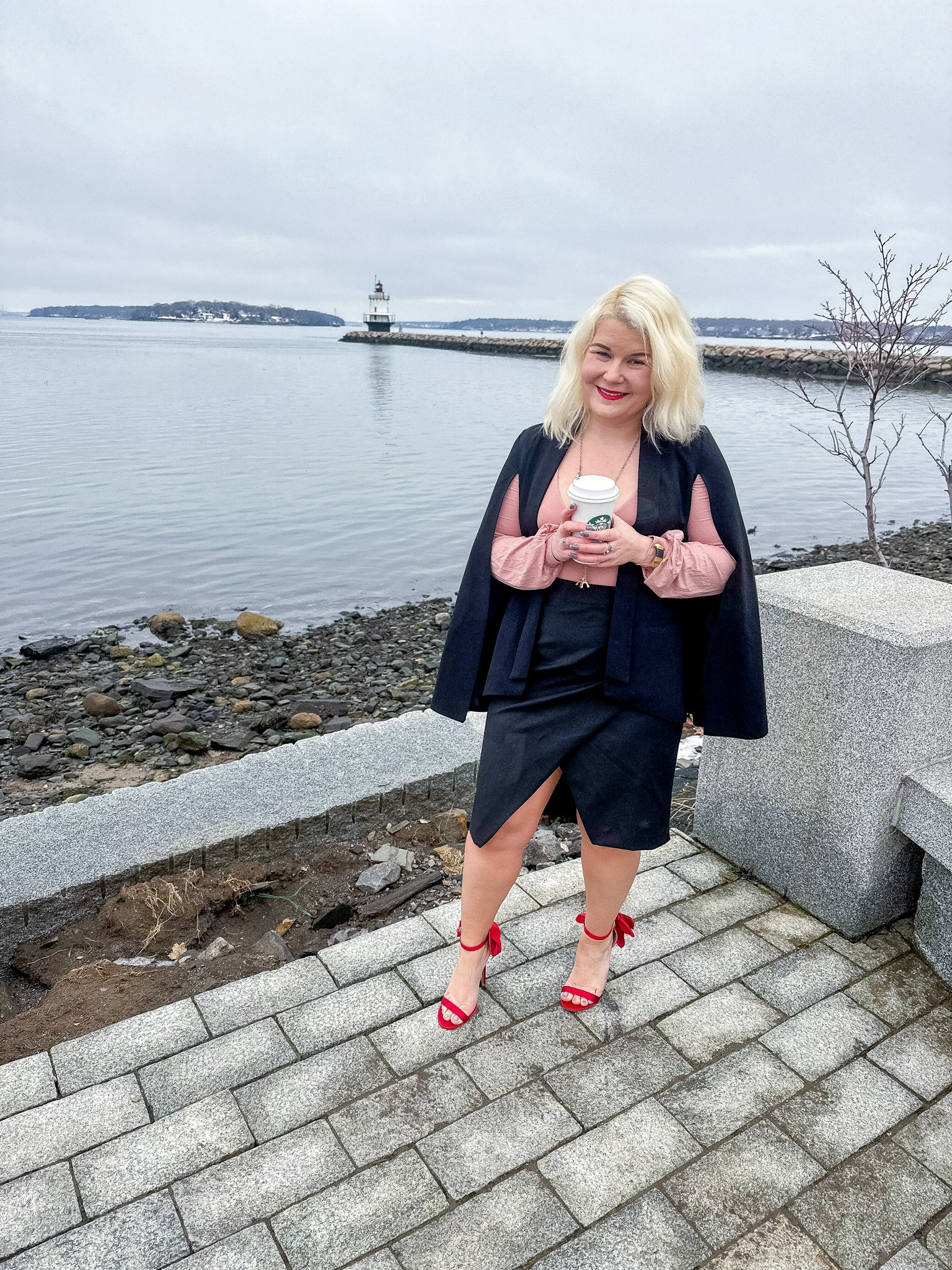 This cape blazer is the perfect addition to any outfit. 

#LTKstyletip #LTKmidsize #LTKworkwear