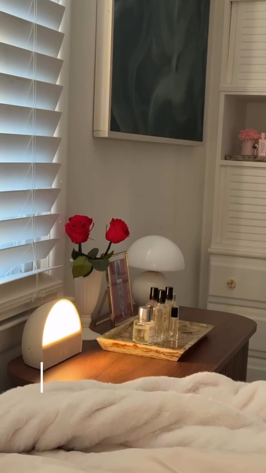 Vlogmas day 16 👏😁 @marissas_browbeautybar @glowupwithtori_ @medicube_global_official @rhode @blakebrownbeauty @k18hair @hudabeauty @theouai #vlogmas #vlogmas #explore #viral #laserhairremoval