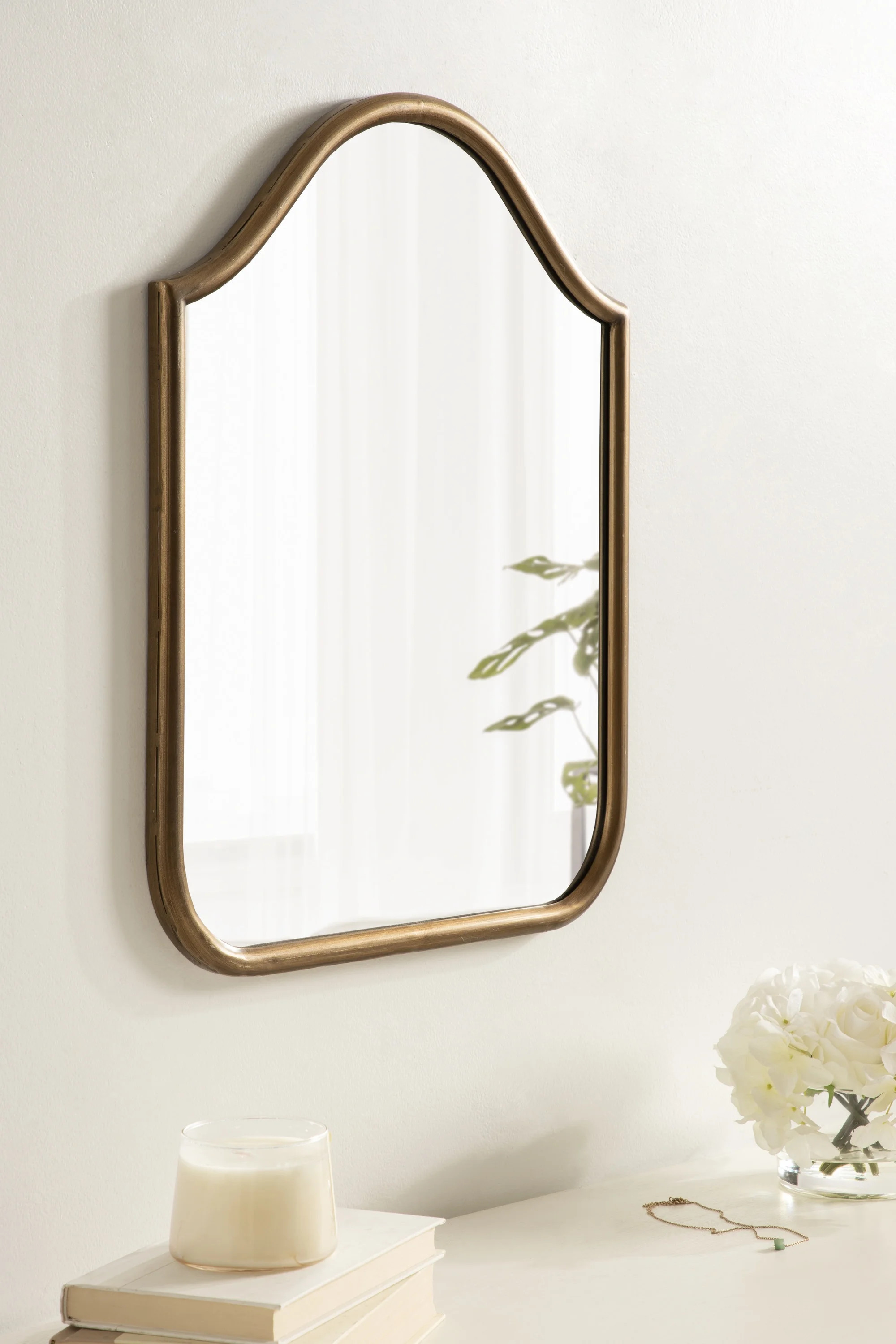 Kate and Laurel Fellows Traditional Scalloped Arched Wall Mirror, 18 x 24, Gold, Decorative Vinta... | Walmart (US)