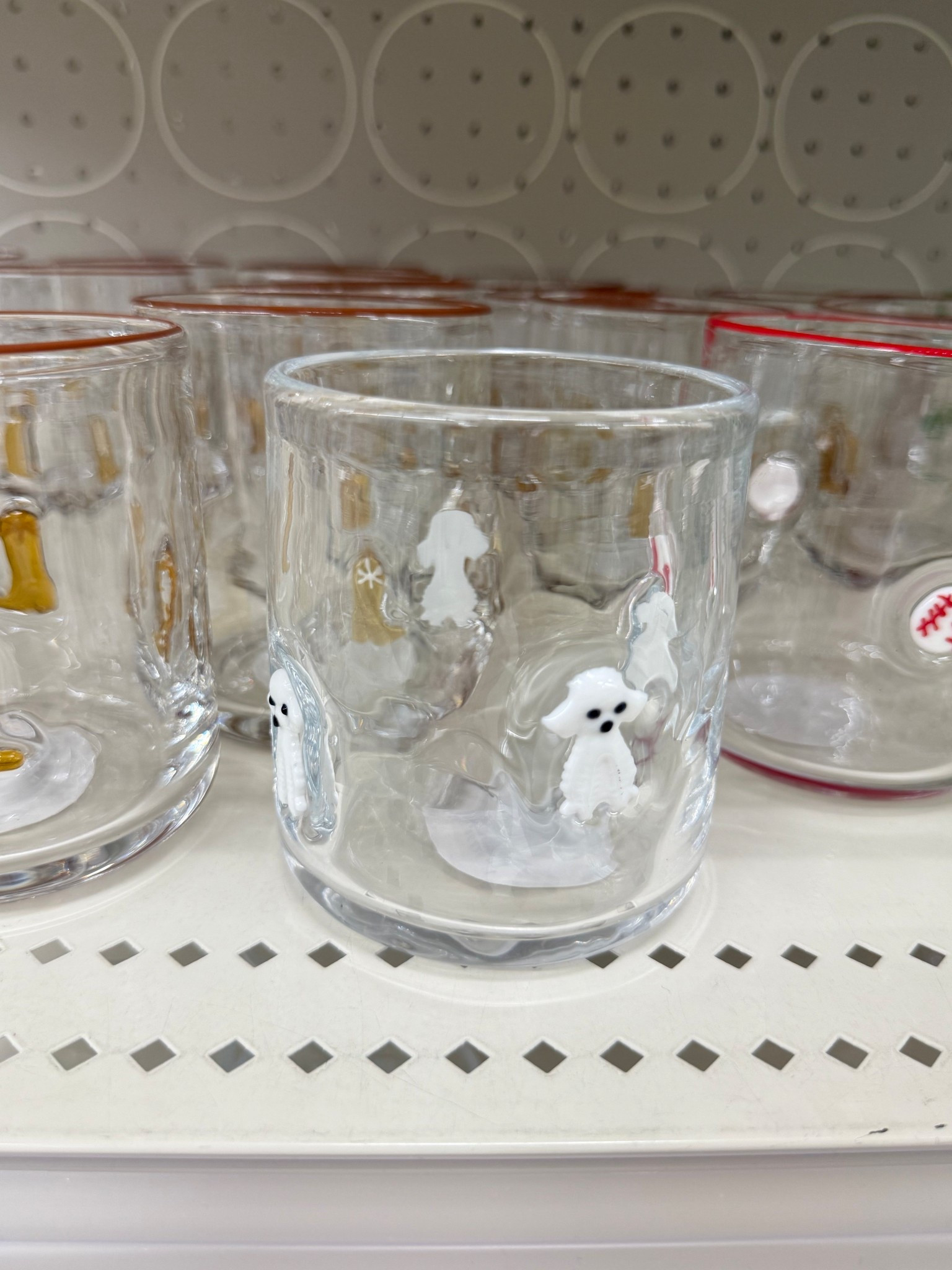 Dog icon glasses 

#LTKHome