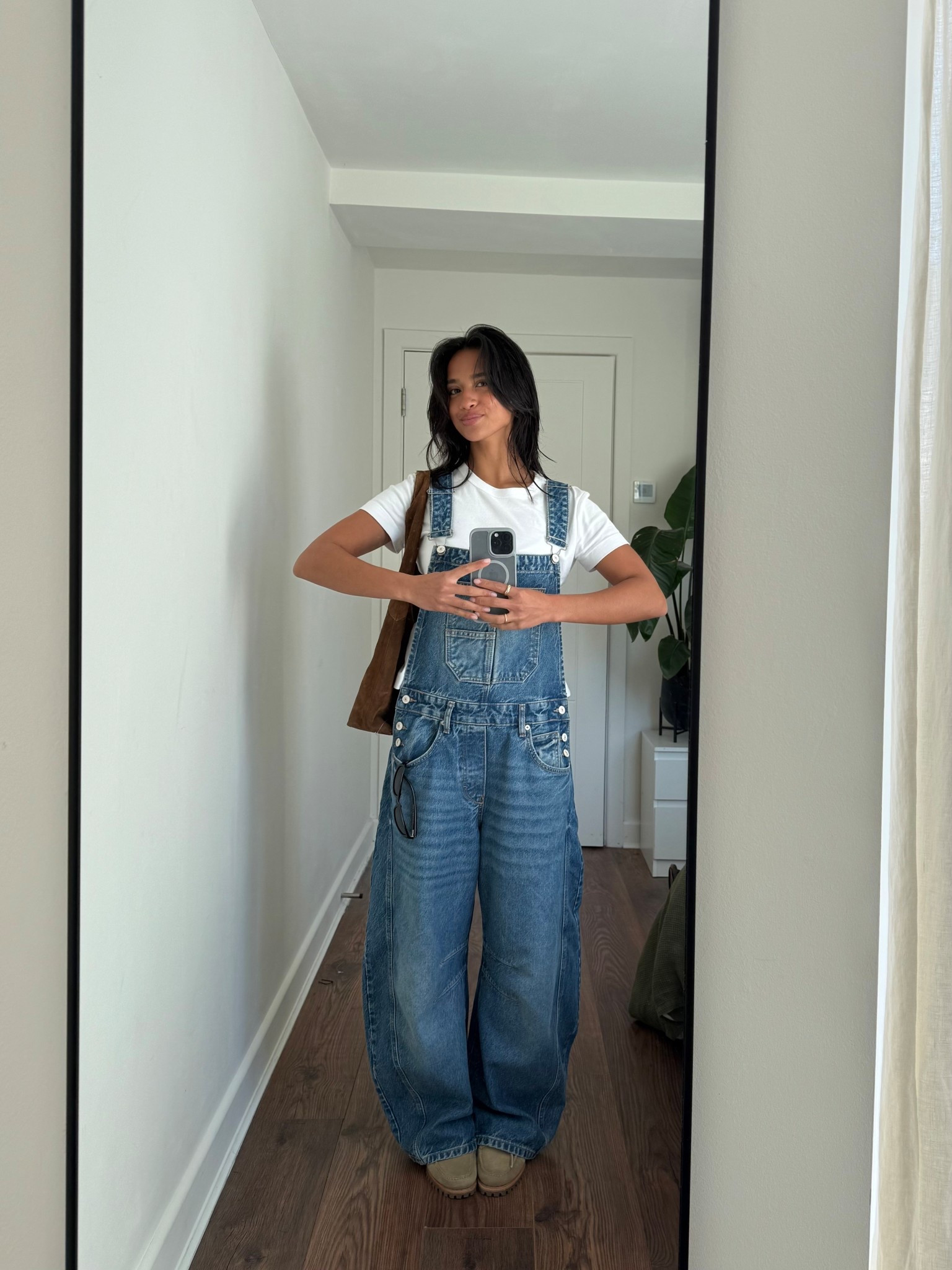 Dungareeeeesss!!! Been looking for a pair of these for so long. I got a size up so they’re a really casual fit 