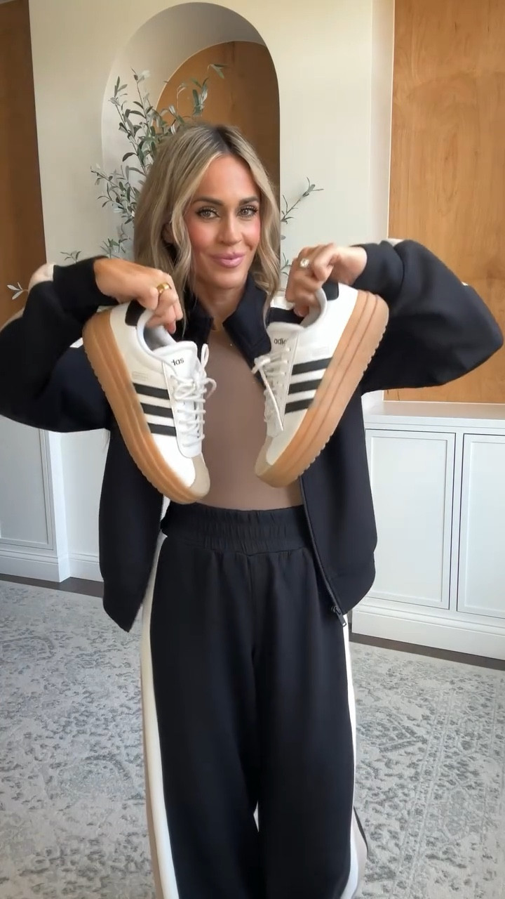 Elevated loungewear set that is perfect for travel! Pants come in length options and love the full zipper jacket. Makes the perfect travel outfit or everyday elevated casual outfit

#traveloutfits #airportoutfit

#LTKTravel #LTKmomlife #LTKootd