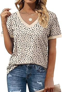 Geifa Womens T Shirts Short Sleeve V Neck Loose Casual Summer Tops with Pocket | Amazon (US)