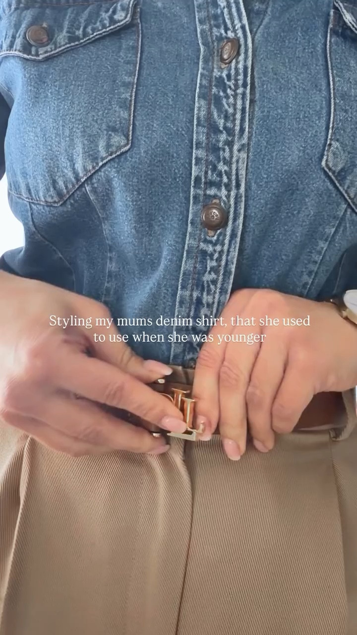 Já não usava uma camisa de ganga há anos, até encontrar esta no guarda roupa da minha mãe 😉 Uma peça que ela guardou desde que era jovem e acreditem que a camisa está como nova. 

#denim #outfitinspiration #casualoutfitstyle #fashionoutfit

#LTKgrwm #LTKootd #LTKWorkwear