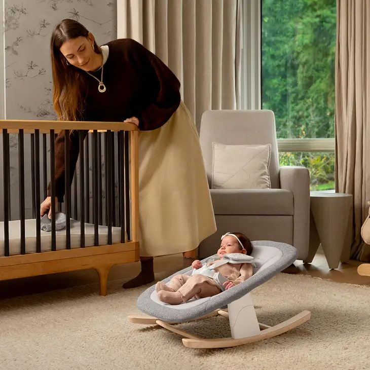 bryn™ newborn rocker | Nuna Baby