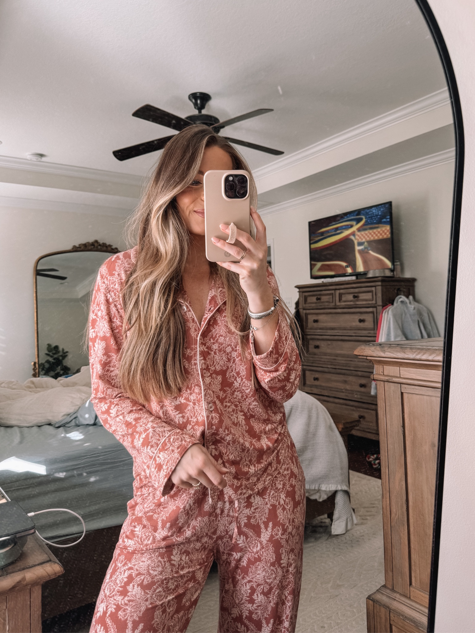 Wearing size small in my Cozy Earth pjs 💗😍 Code LAURAELIZABETH40 for 40% off! I wear size small! The BEST PJS out there! 

#LTKstyletip #LTKsalealert