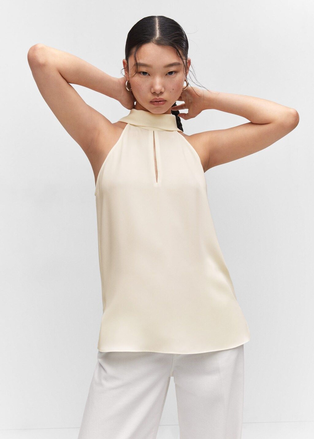 Halter top with slit detail -  Women | Mango USA | MANGO (US)