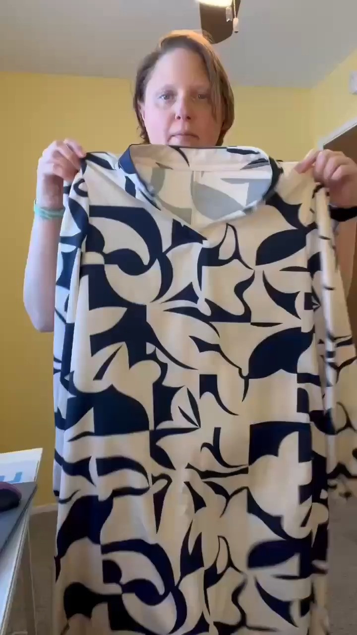 Step into effortless elegance with this geometric print V-neck dress! ✨ Featuring a notched neckline, puff sleeves, and a colorblock patchwork design, this dress is perfect for fall fashion 🍂. Soft, comfy, and skin-friendly, it’s a go-to for casual days, weekend outings, or a stylish night out! 

 #LTKOver40 #LTKParties #LTKFindsUnder50