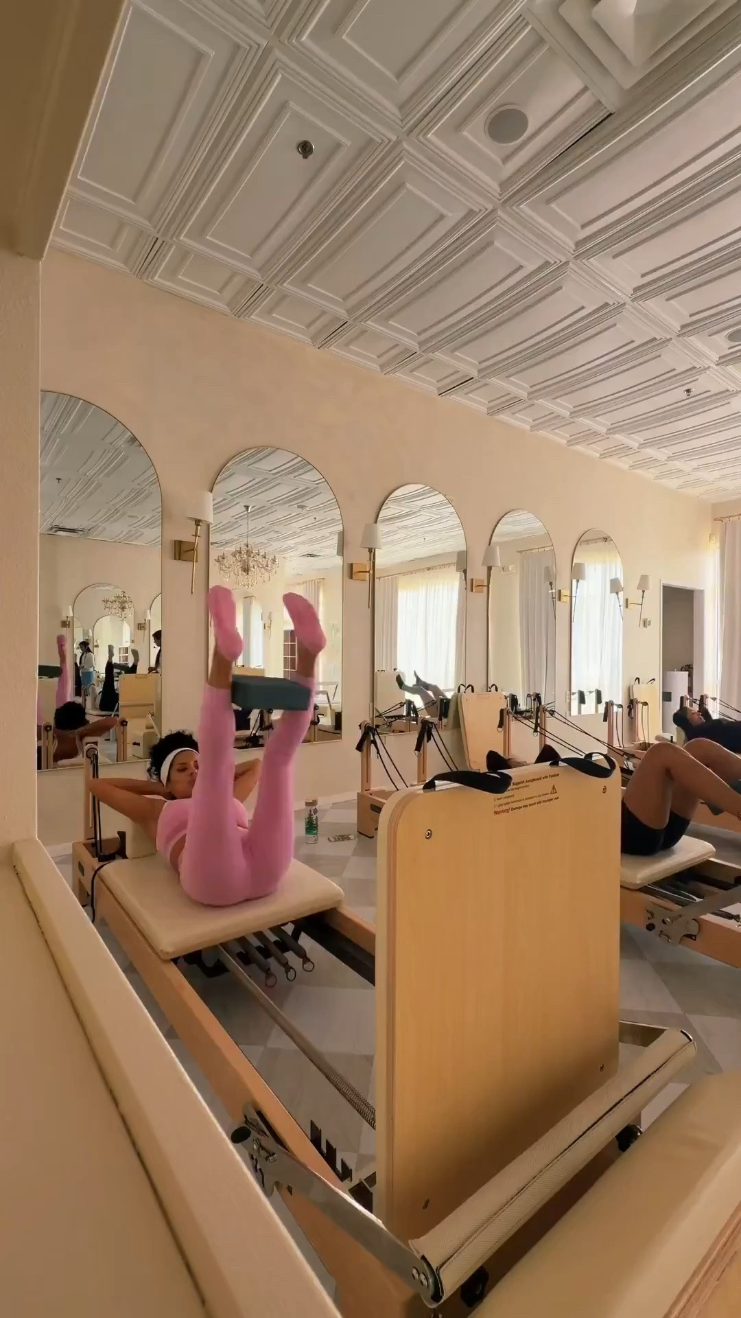 A little movement, a little me time, and a whole lot of pink 🩷

#PilatesLife #PilatesWorkout #PinkWorkoutSet #ActivewearInspo #WellnessLifestyle #ReformerPilates #FitnessMotivation #WorkoutLook #PilatesRoutine #FeelGoodMovement

#LTKdayinmylife #LTKfitnessgoals #LTKmorningroutine
