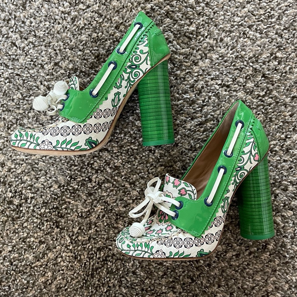 Tory Burch Runway Garden Party Fisher Pumps | Poshmark