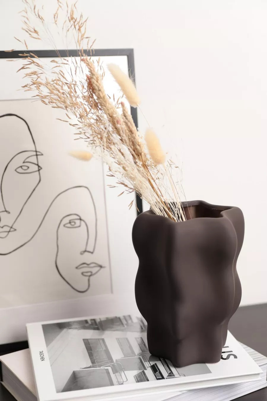 Black Ripple Vase | Boohoo.com (UK & IE)