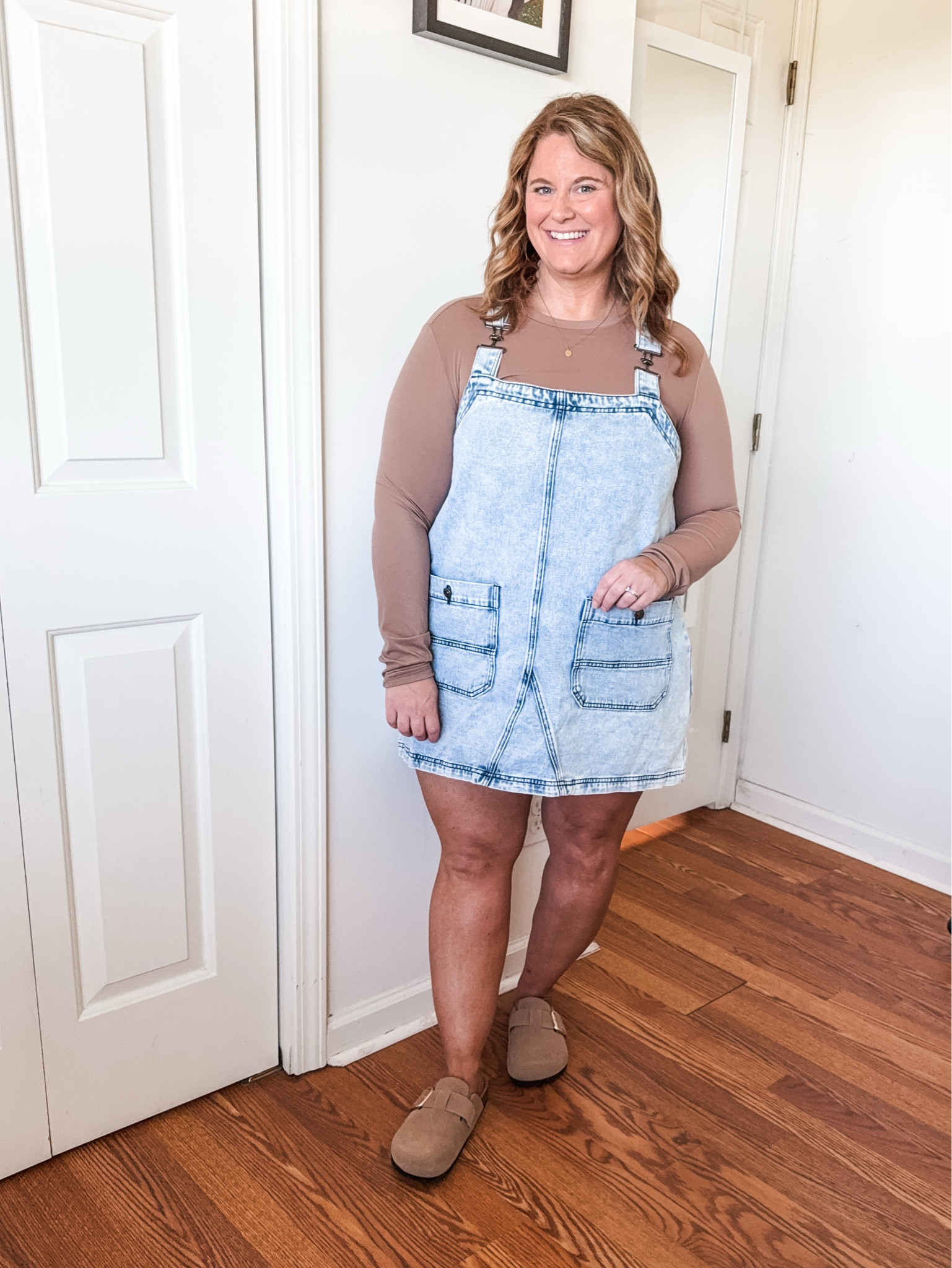 Wearing an XL in my jumper, XXl in top (size up) and clogs are true to size 

#LTKFindsUnder50 #LTKMidsize #LTKSeasonal