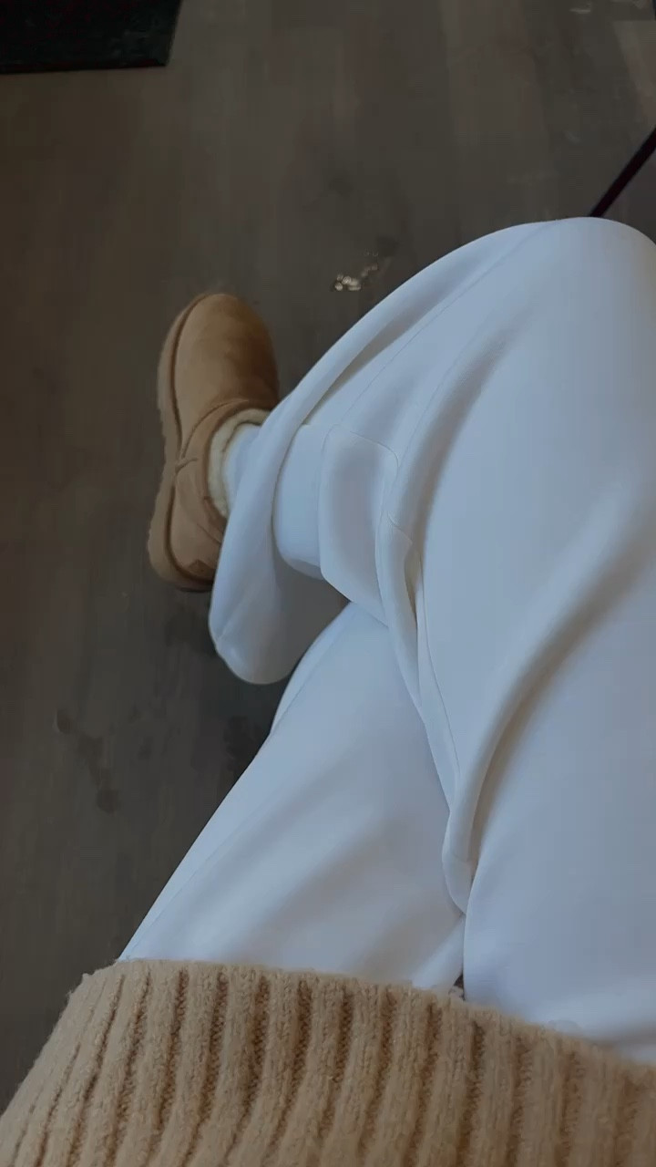 Love my target “looks good on your butt” sweats! 

#LTKover40 #LTKfindsunder50 #LTKfitness