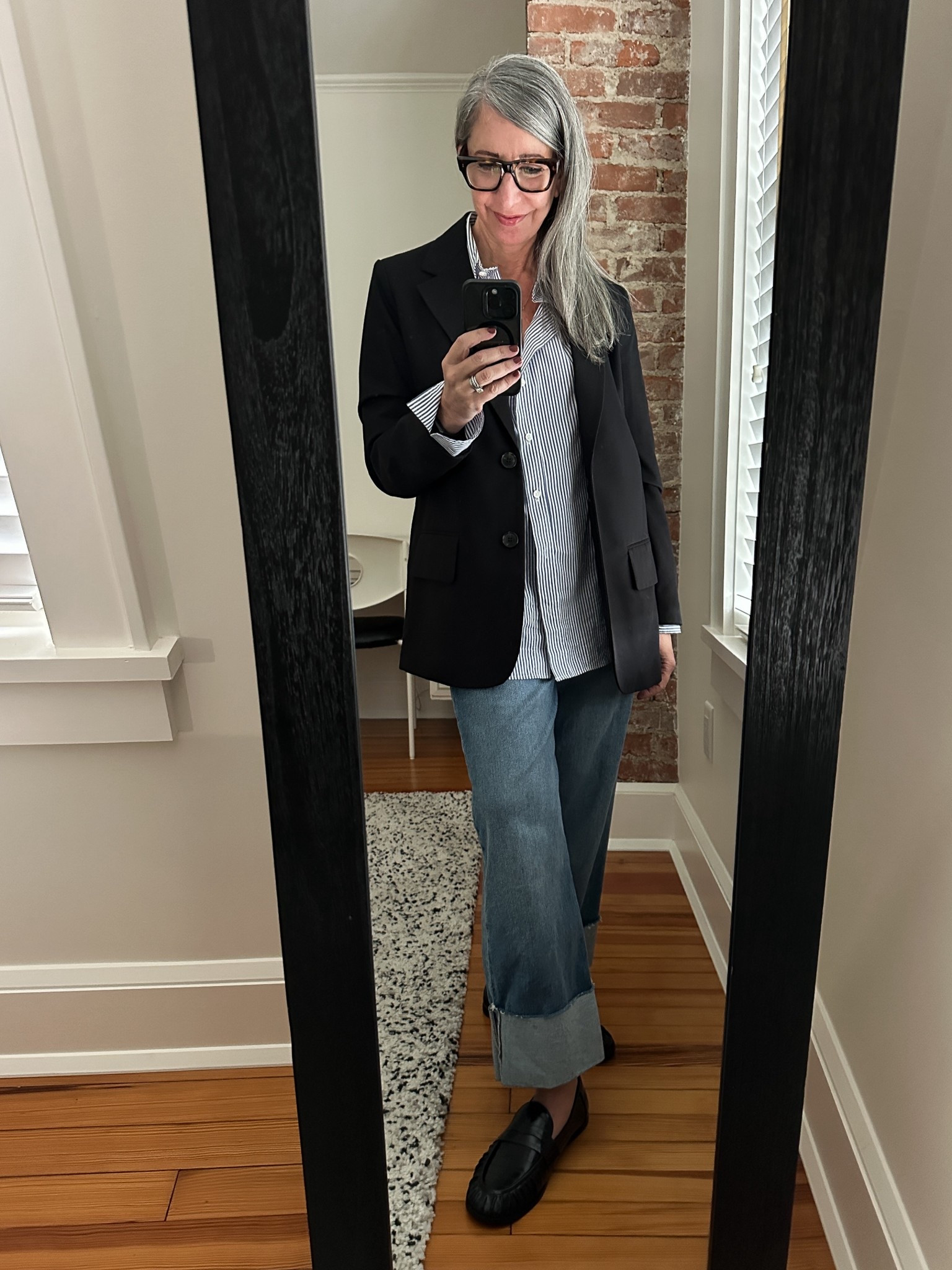 Well I was INFLUENCED! If there was one trend I’ve been successfully avoiding it is loafers. No thank you. And then a young, stylish guest was at my house recently and I all but pounced on these shoes! I couldn’t resist and luckily they adhered to my #1 rule for doing trends (when you’re not “trendy”) – that is, to go cheap. These cuties were under $50 and I couldn’t love them more. Comfortable too!
.
.
.
.
#over50fashion #over50style #fabulousover50
#chicover50 #over50outfits #effortlessstyle
#modernclassic #widelegpants #comfortablefashion
#casualchic #fallfashion #fallstyle
#layeringseason #styleinspo #ootdover50
#everydaystyle #chicandcomfortable #agelessstyle
#wardrobestaples #fashionover50