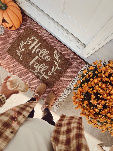 Hello Fall 🍁🧡  casual plaid Shacket and short classic uggs outfit for the win 

Fall outfit 
Casual outfit 
Ootd 
Winter style 
Front porch
Doormat 
Fall home decor 



#LTKstyletip #LTKhome #LTKSeasonal